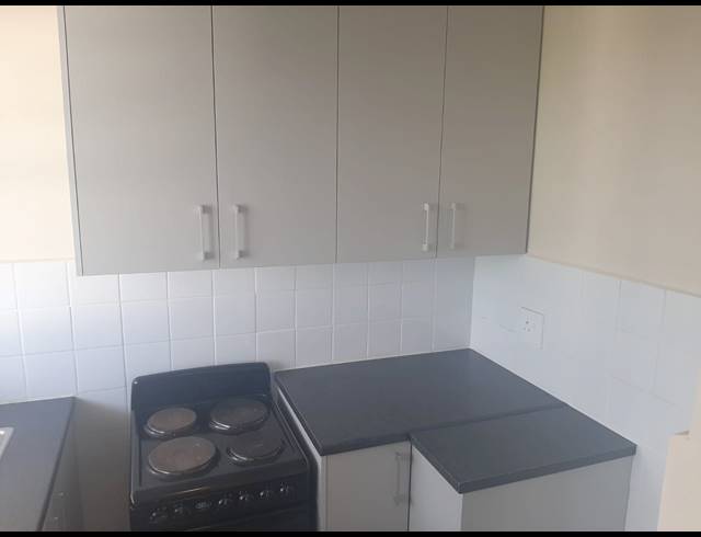1 bed property to rent in ROSEBANK